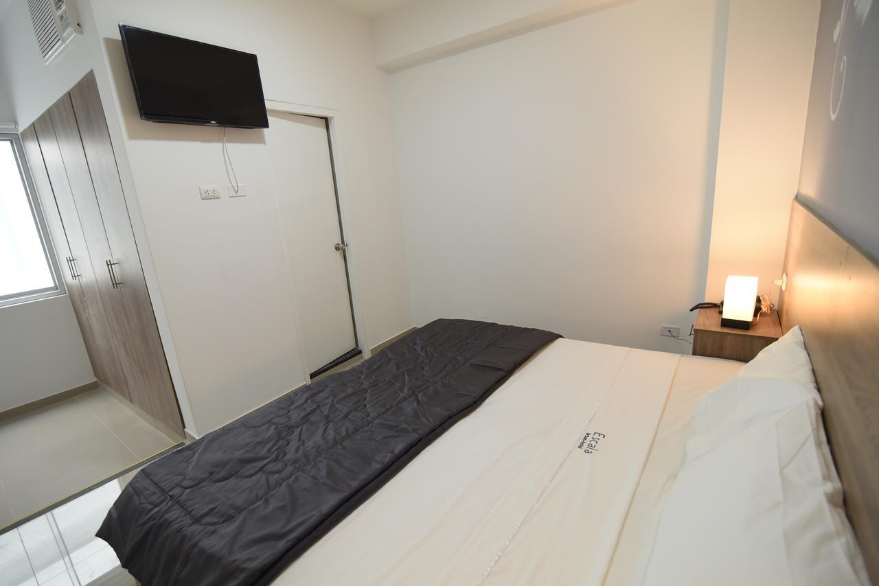 צ'יקלאיו Escala Urban Hotel מראה חיצוני תמונה