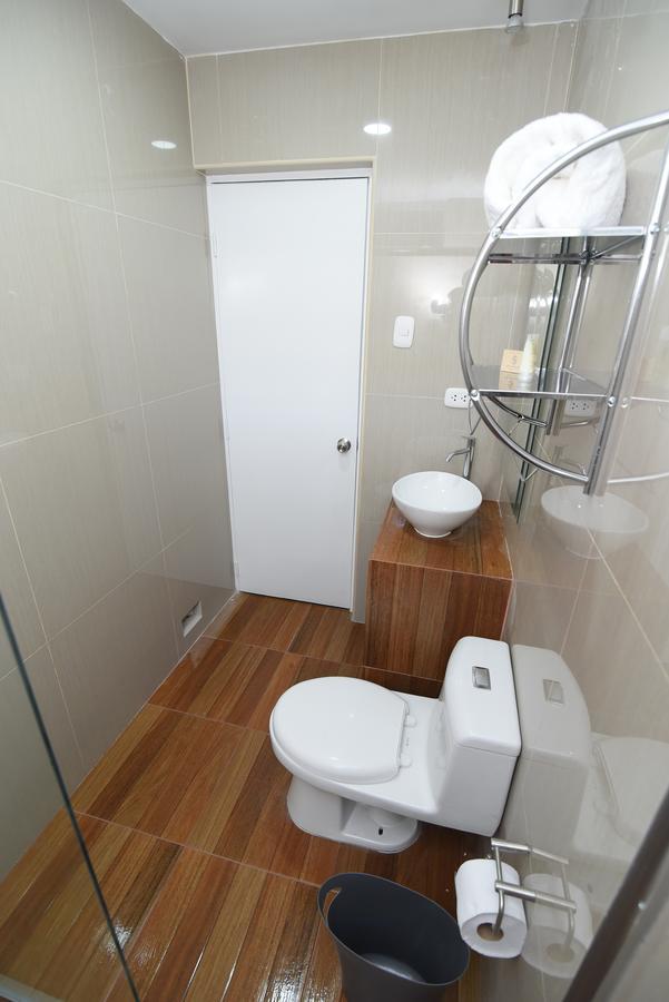 צ'יקלאיו Escala Urban Hotel מראה חיצוני תמונה