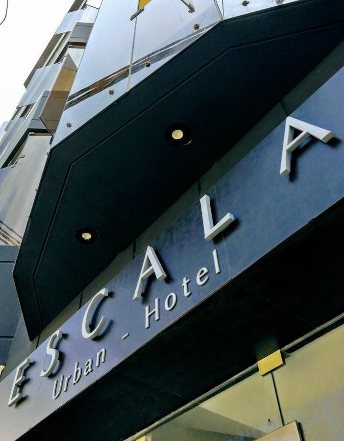 צ'יקלאיו Escala Urban Hotel מראה חיצוני תמונה
